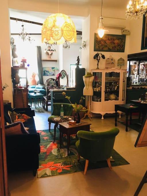 Apartamento Loft D Artistes Avec Patio Au Port De