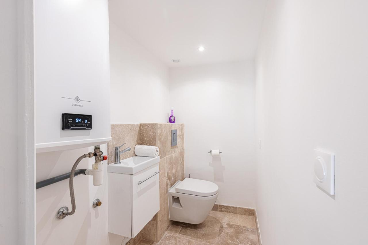 Spacious 2 Bdr Old Town Heart Apartamento