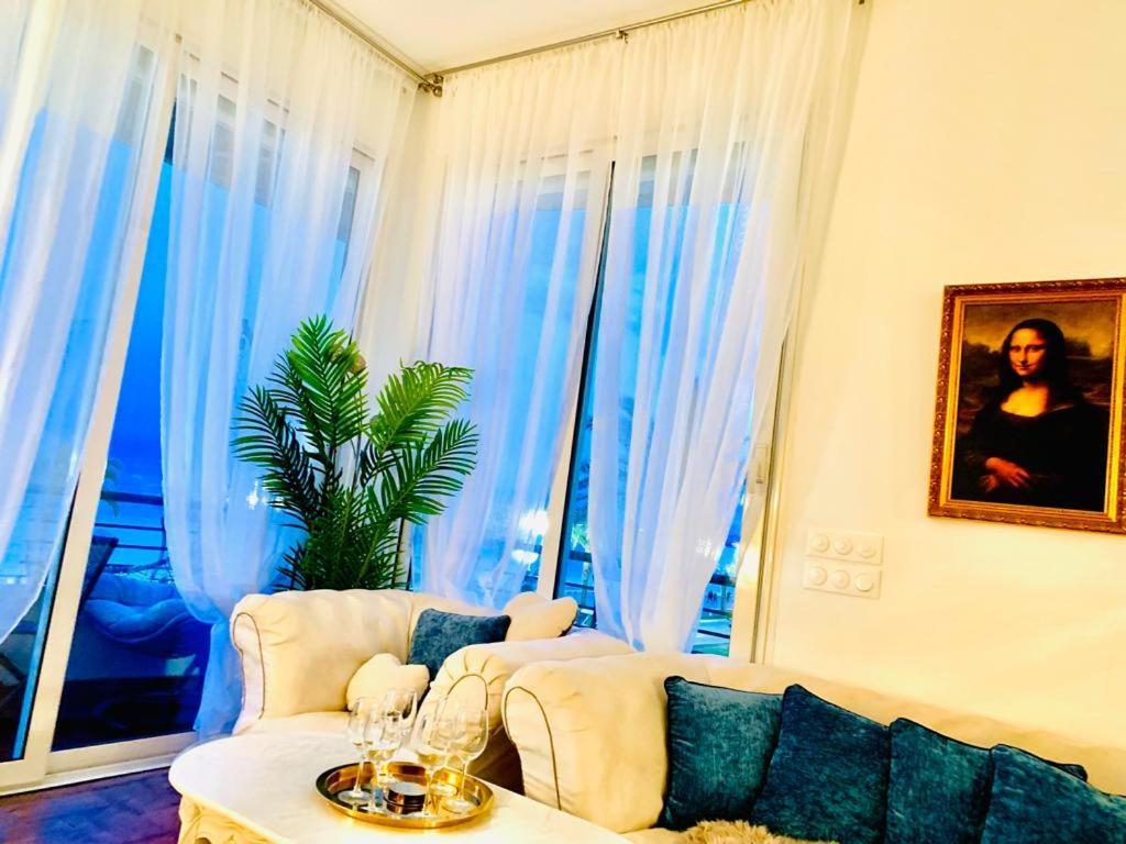 Apartment Endless Stunning Mediterranean Sea Views Promenade Des Nice