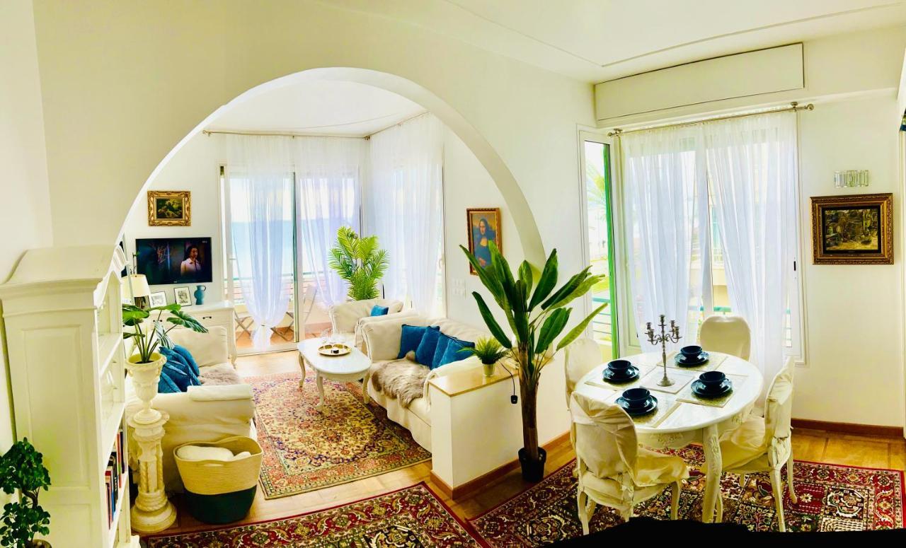 Endless Stunning Mediterranean Sea Views Promenade Des Apartment Nice