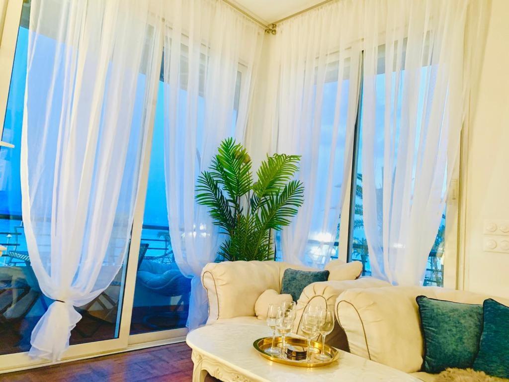 Apartment Endless Stunning Mediterranean Sea Views Promenade Des