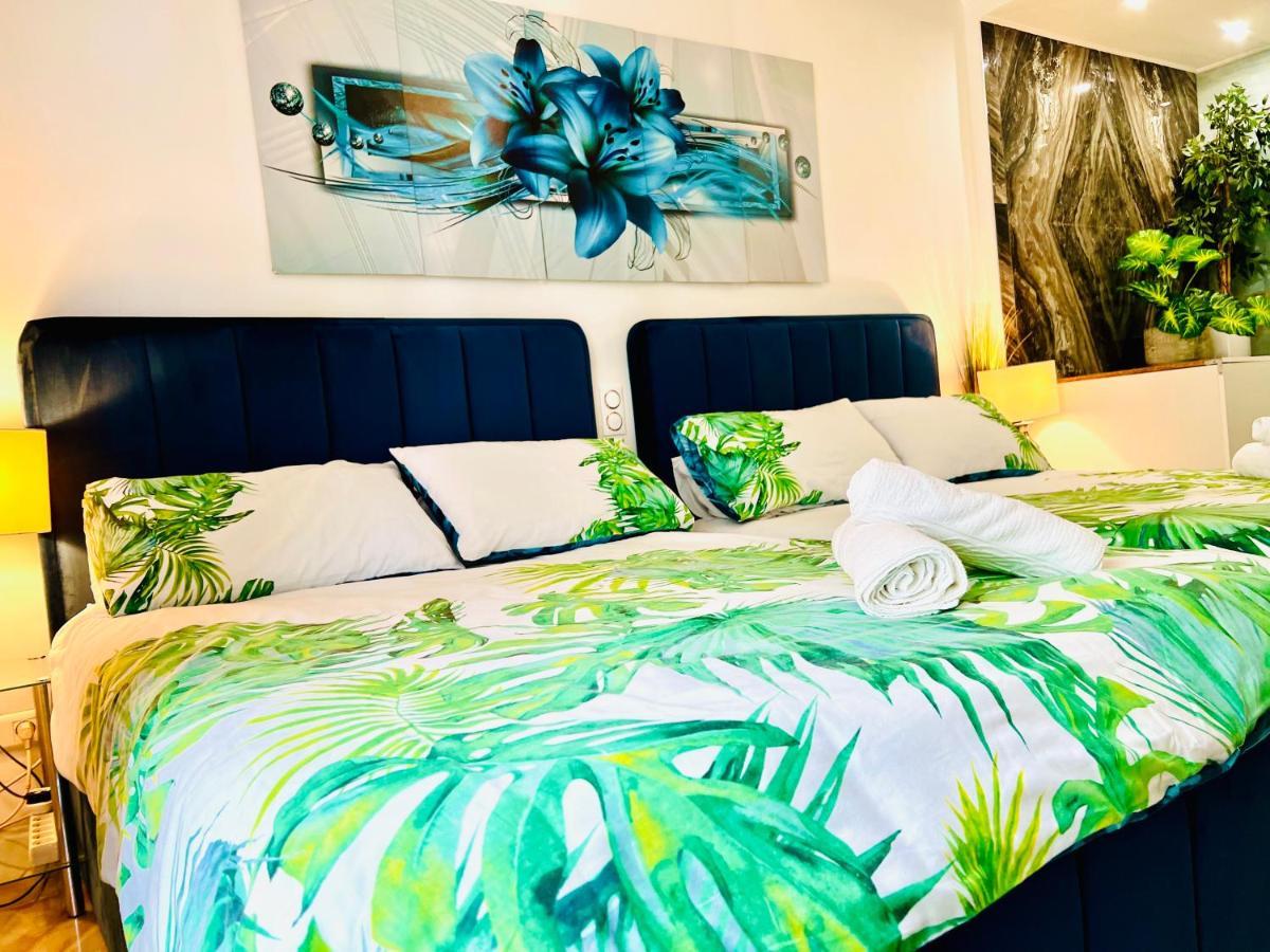 Endless Stunning Mediterranean Sea Views Promenade Des *