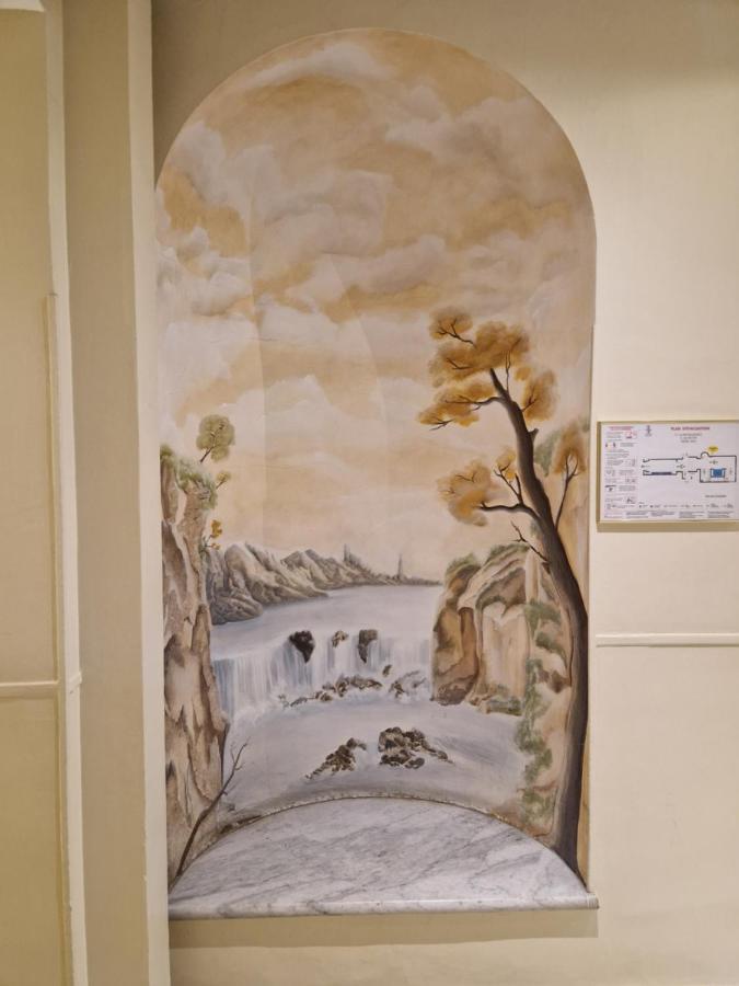 Le Michelangelo - Place Massena Apartment *