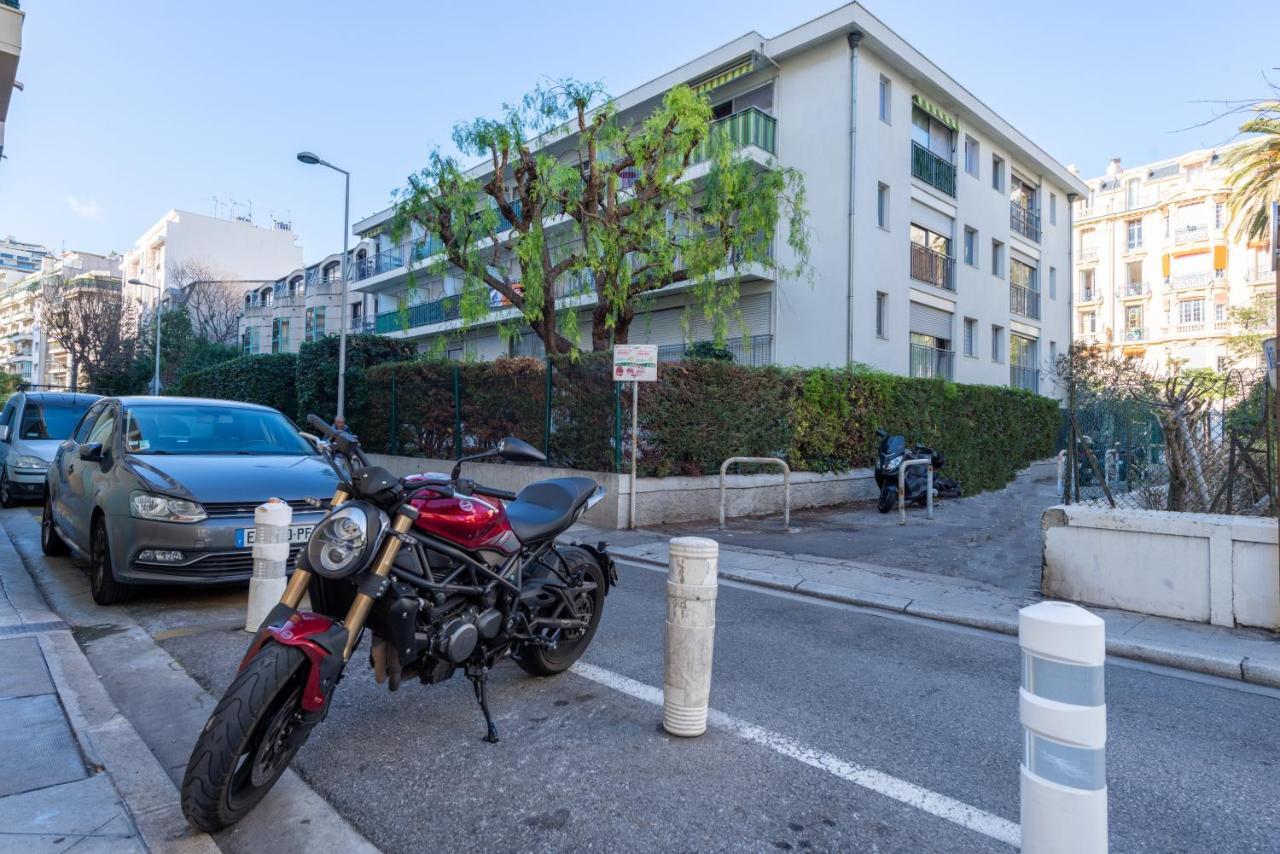 Sunny Studio With Balcony And Ac Near The Sea *