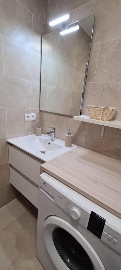 Apartment T2 Modern Near The Port - Clim Nice