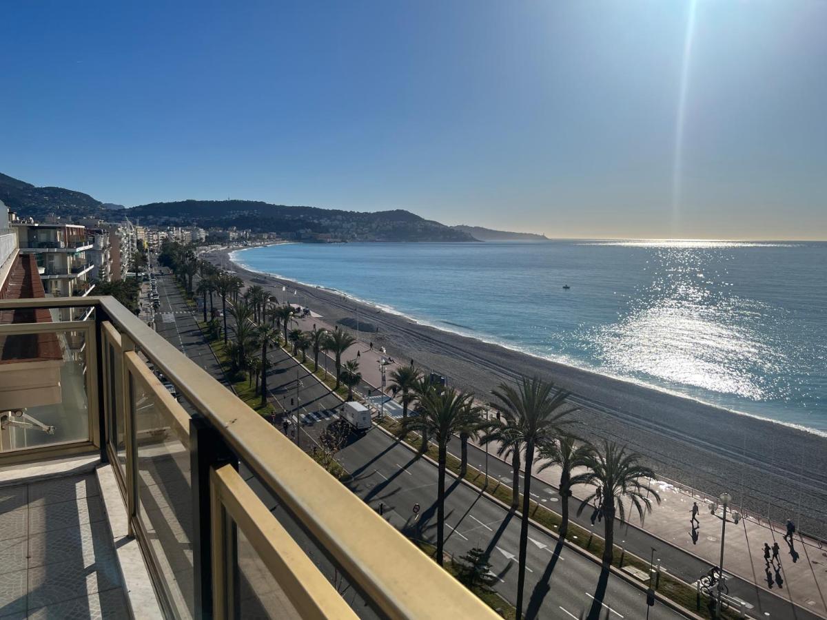 Promenade Des Anglais, 7e Etage, Vue Degagee Sur La Mer
