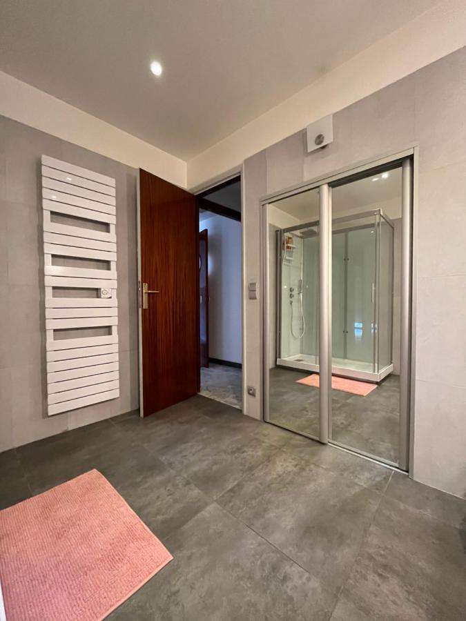 Promenade Des Anglais, 7e Etage, Vue Degagee Sur La Mer Nice
