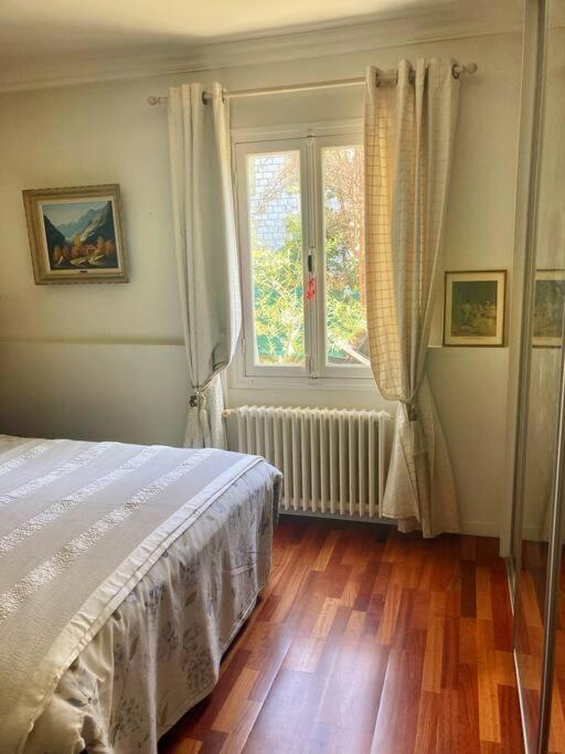 Provencal House, Sea Side, Private Parking *