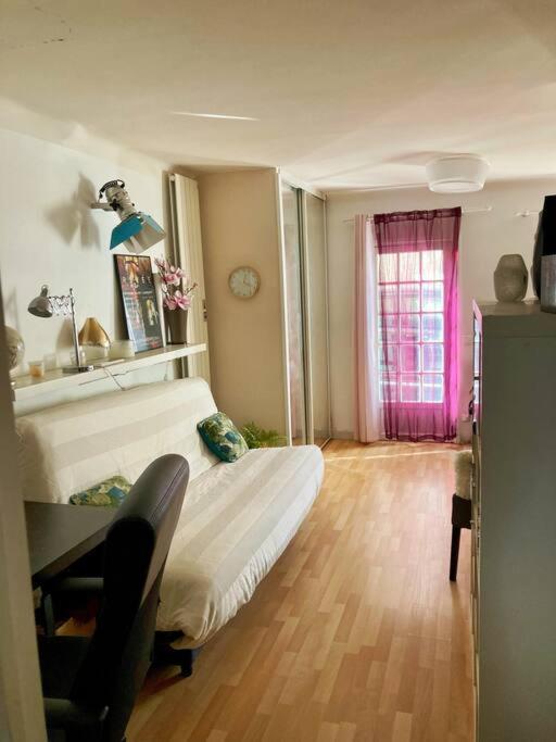 Provencal House, Sea Side, Private Parking *