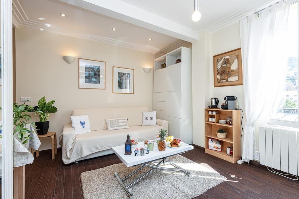My Casa - Stalingrad 32 - Good Apartment, Port Of Nice