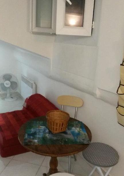 Studio Vieux Apartment *