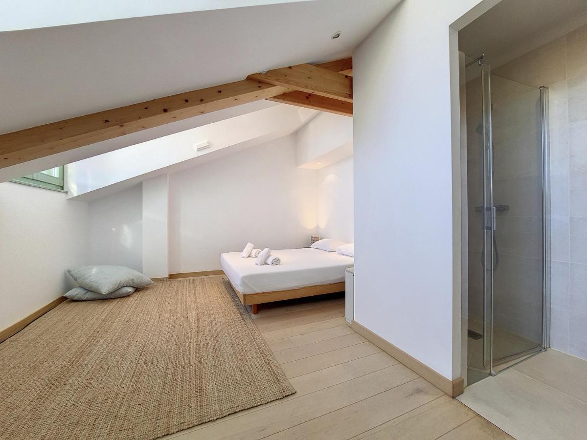 Nestor&jeeves - To Meet - - Floor Apartment