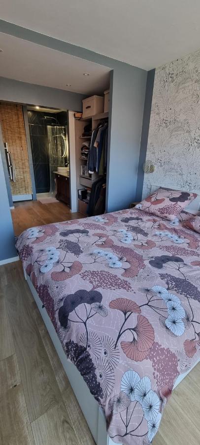 90m2, Climatise 3 Apartment *
