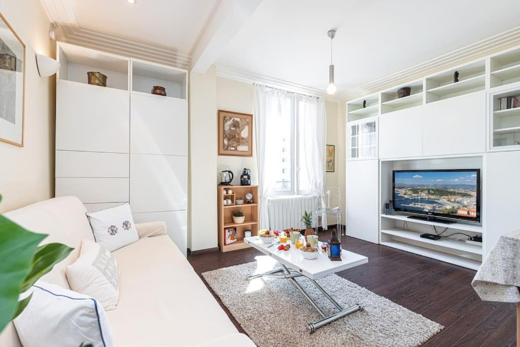 My Casa - Stalingrad 32 - Good Apartment, Port Of Apartment Nice
