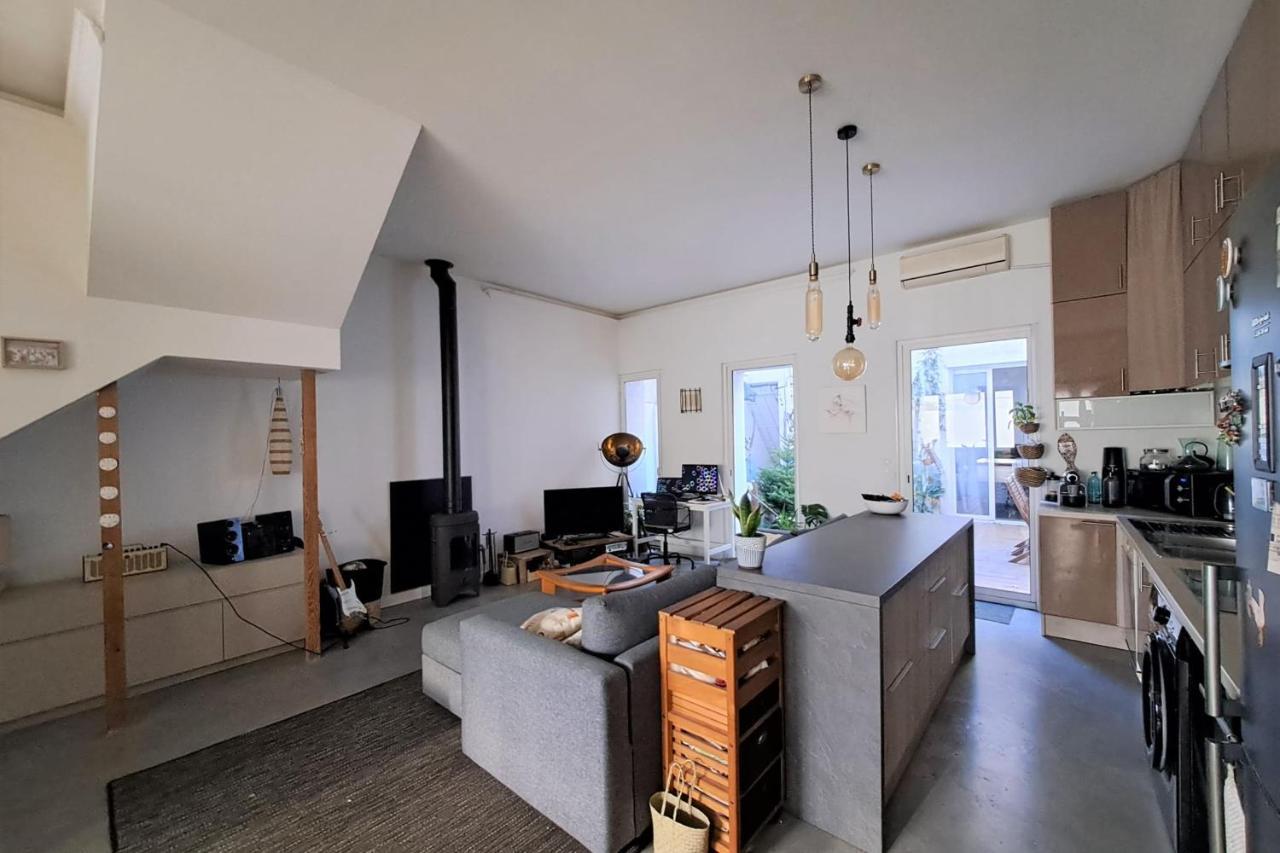 House Of 120m In The Center Of *