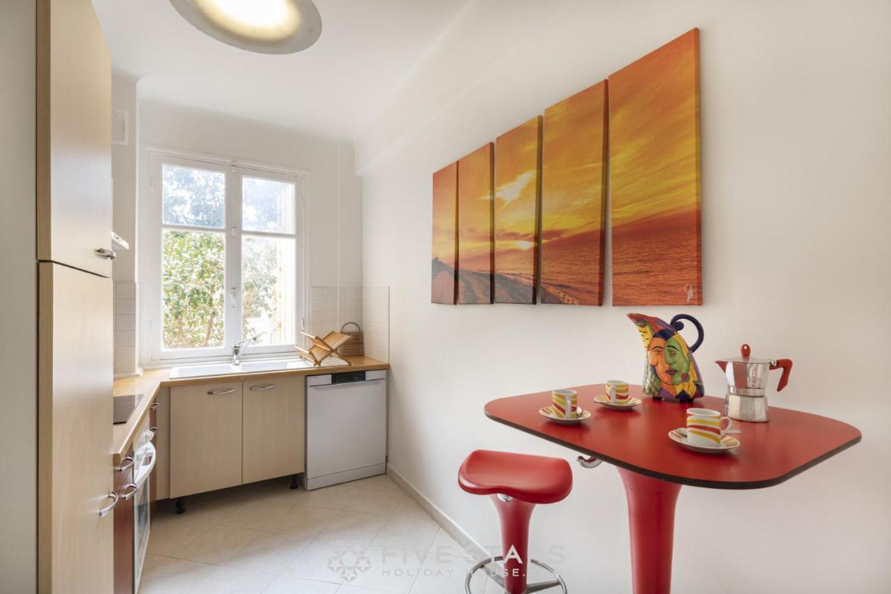 Apartment Flora Five Stars House Nice