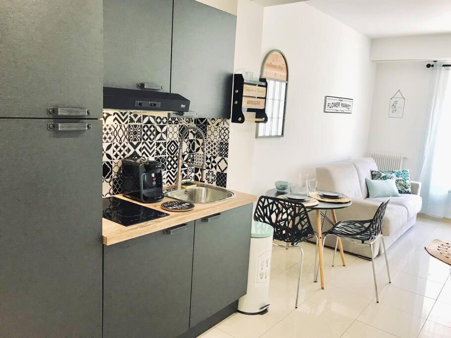 Superbe Studio Au Coeur Du Centre-ville, Proche Apartment
