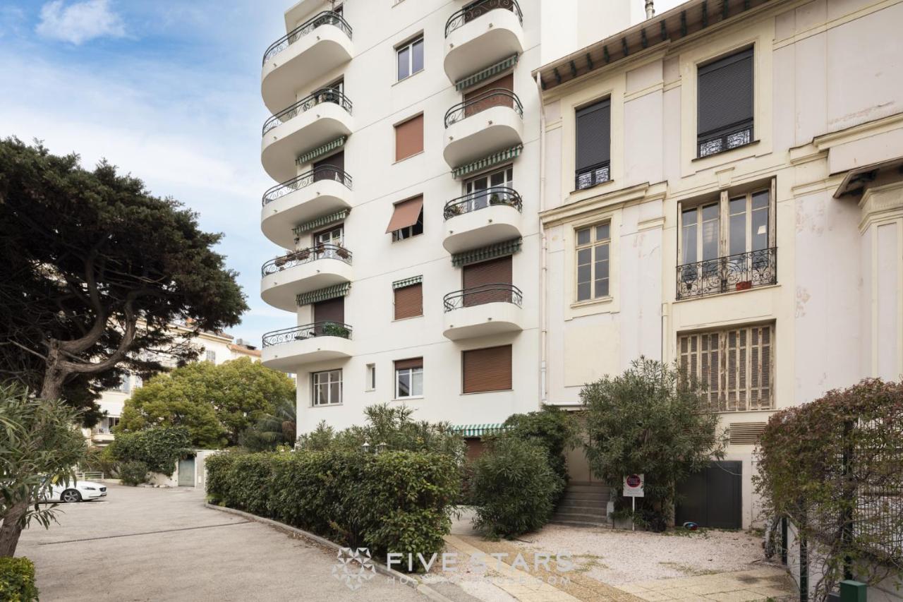 Flora Five Stars House Nice