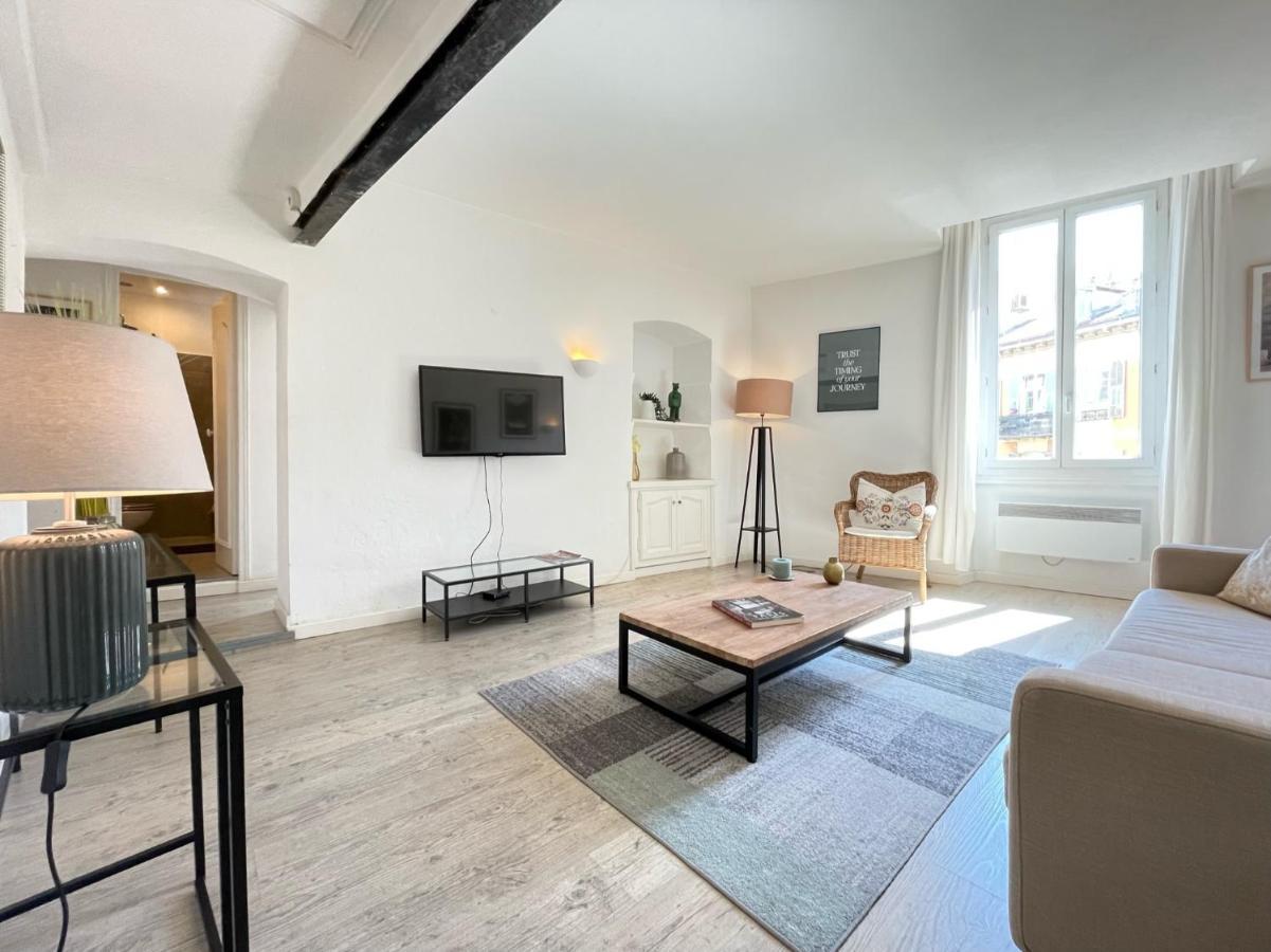 Renting - Bonaparte - Luxury Loft Trendy Neighborhood - Ac - Fully Equipped * Nice