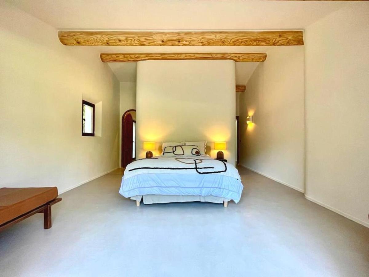 Exotic 4 Bedroom Near Aix En Provence Nice