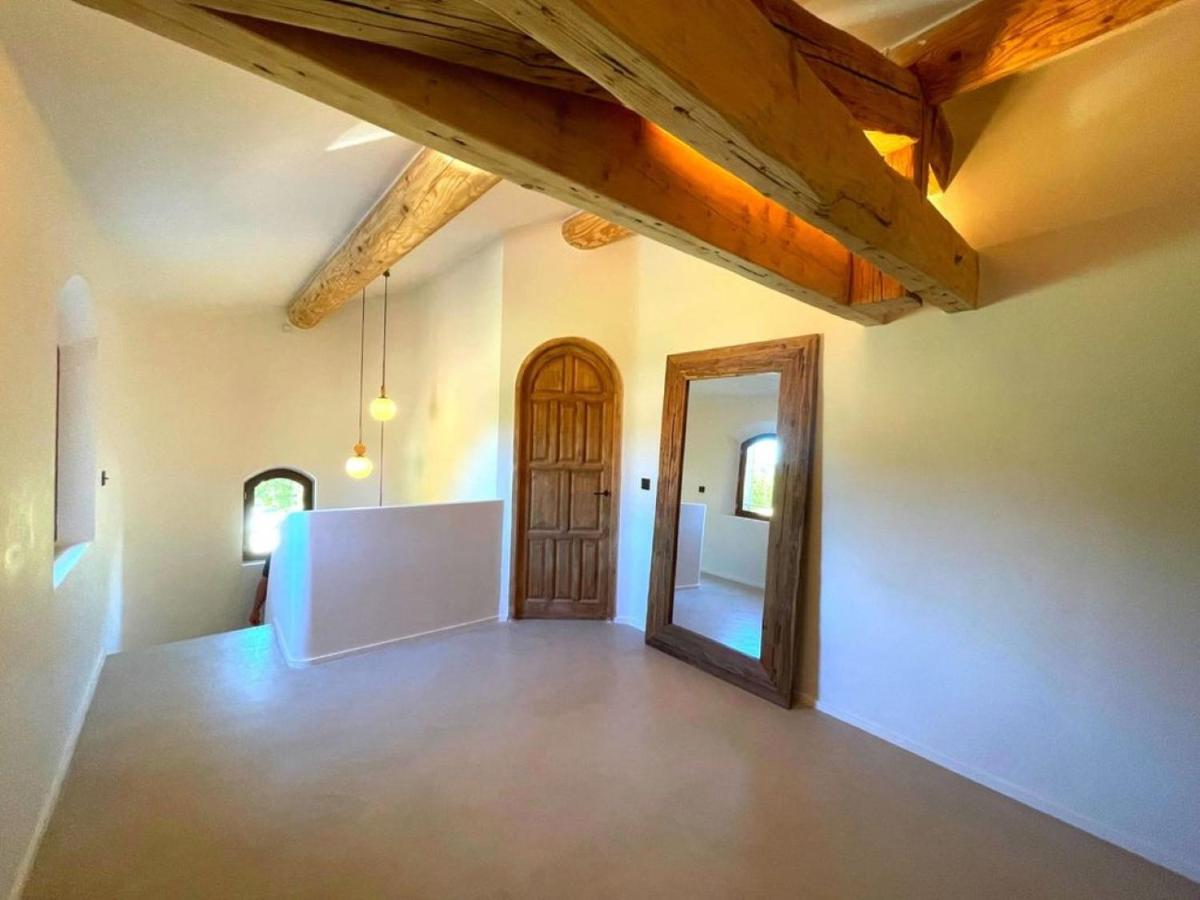 Exotic 4 Bedroom Near Aix En Provence Nice