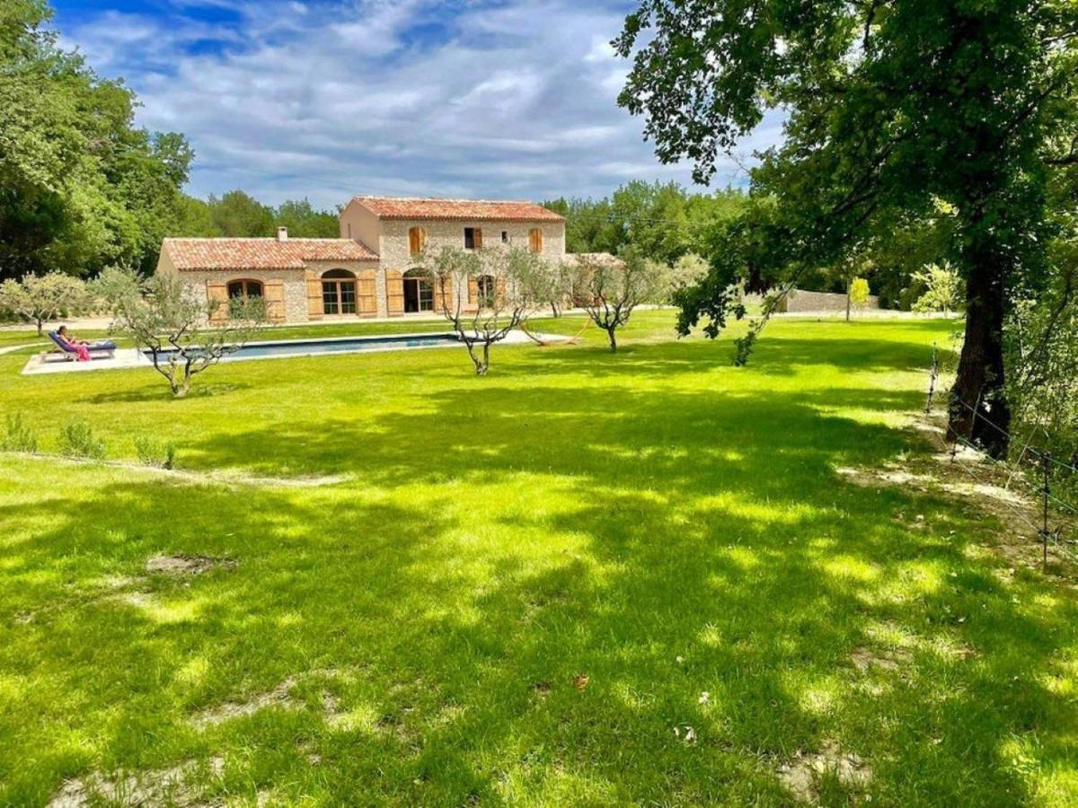 Exotic 4 Bedroom Near Aix En Provence Villa