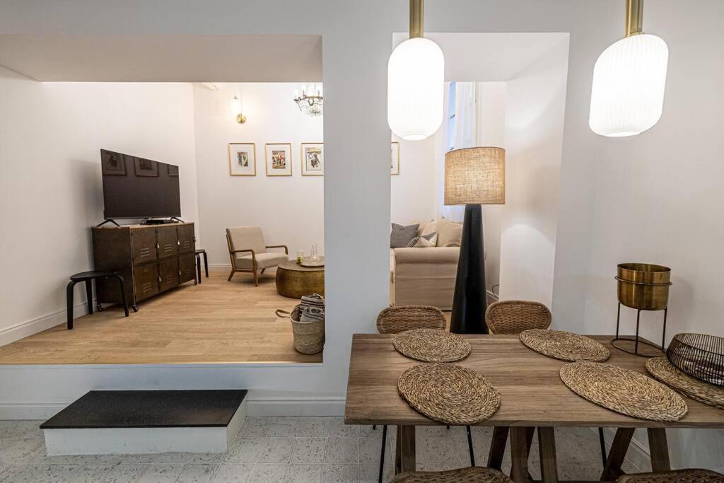 Appartement Chez Collette - Luxury In The Old *