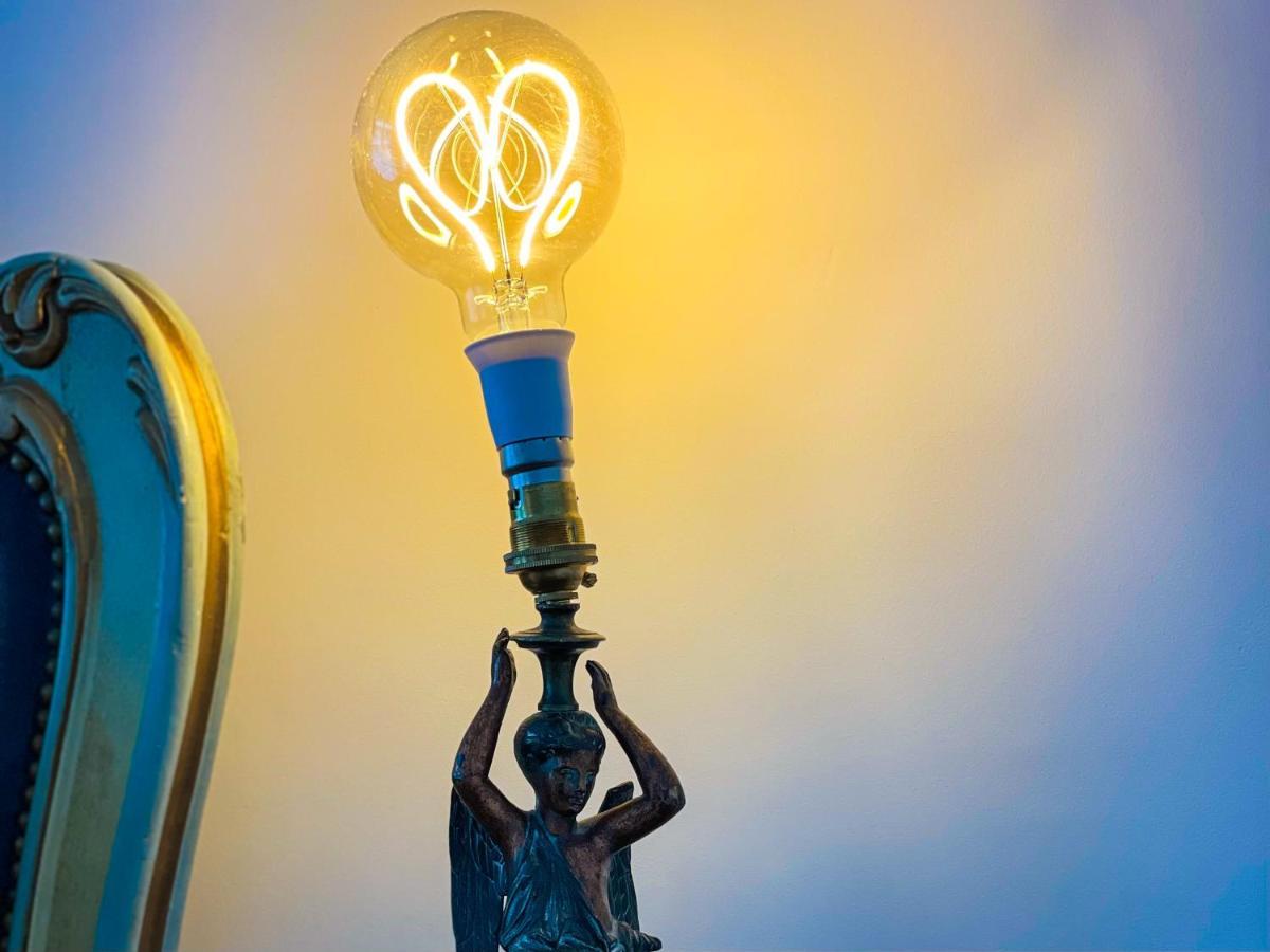 Elegant, Spacious, Central Apartment Nice