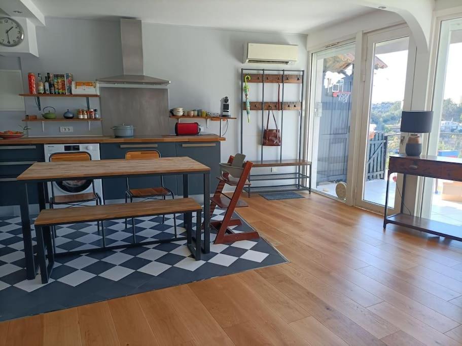 Maison Conviviale A 10 Min En Voiture De La Holiday home *