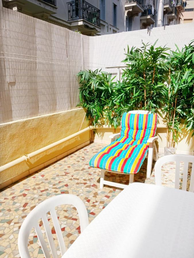 Large 2br Sunny 20 Meter Terrace Parking Shops