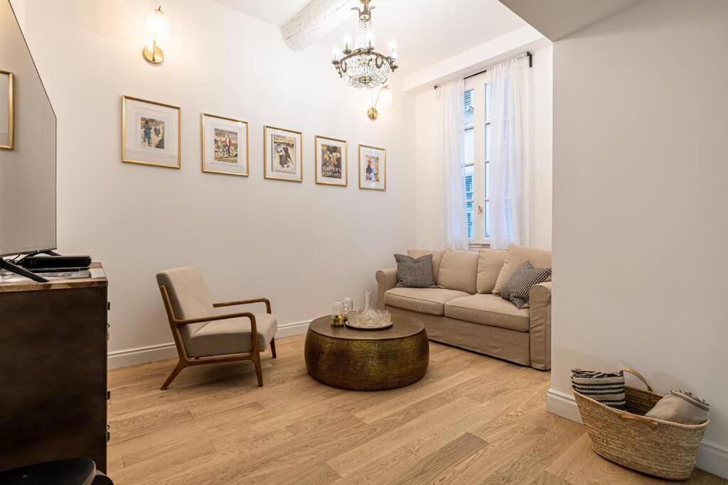 Appartement Chez Collette - Luxury In The Old *