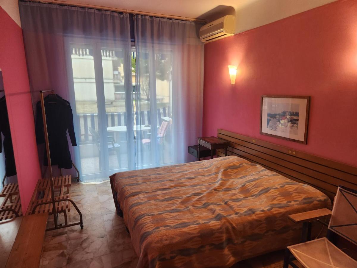Appartement Big 140m2 5min Walk To Sea & Promenade