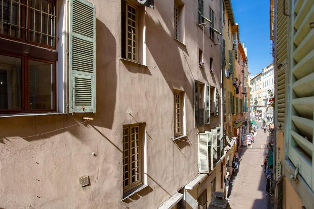 L10 2 Bedrooms Old Wifi 3mins Sea Apartment