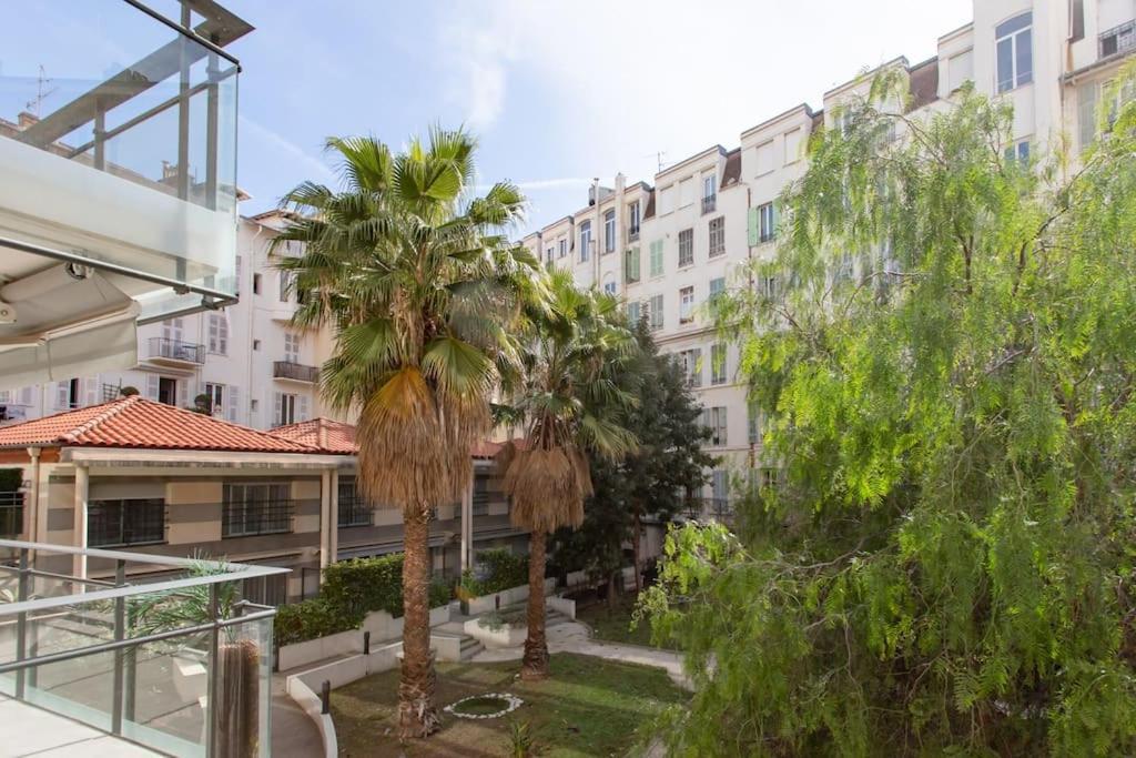 L18 Parking Terrace Ac 10mins Walk To Beaches Nice