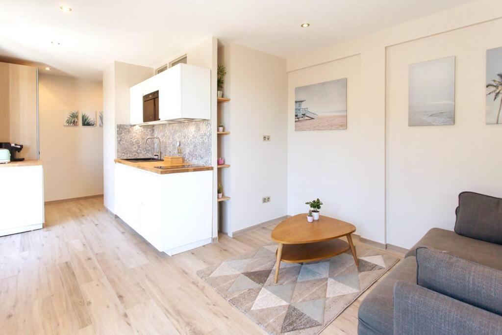 L36 Sea View Terrace 10min Walking To Sea/parking & Ac *