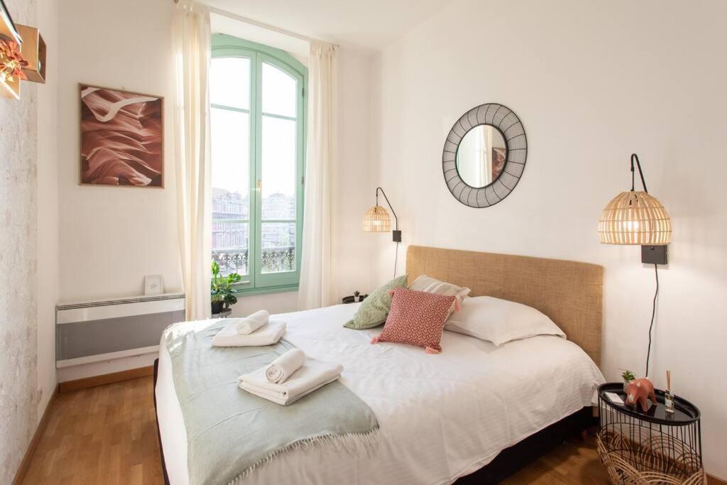 L40 2p 5mins Old Town & Sea/balcony & Ac Apartment
