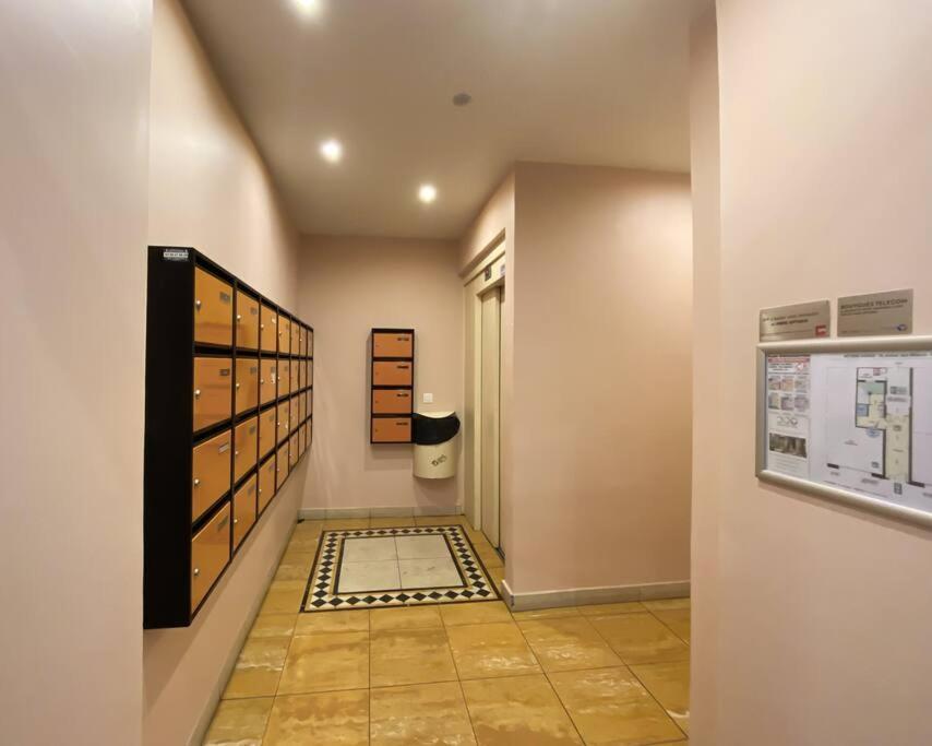 L40 2p 5mins Old Town & Sea/balcony & Ac Apartment *