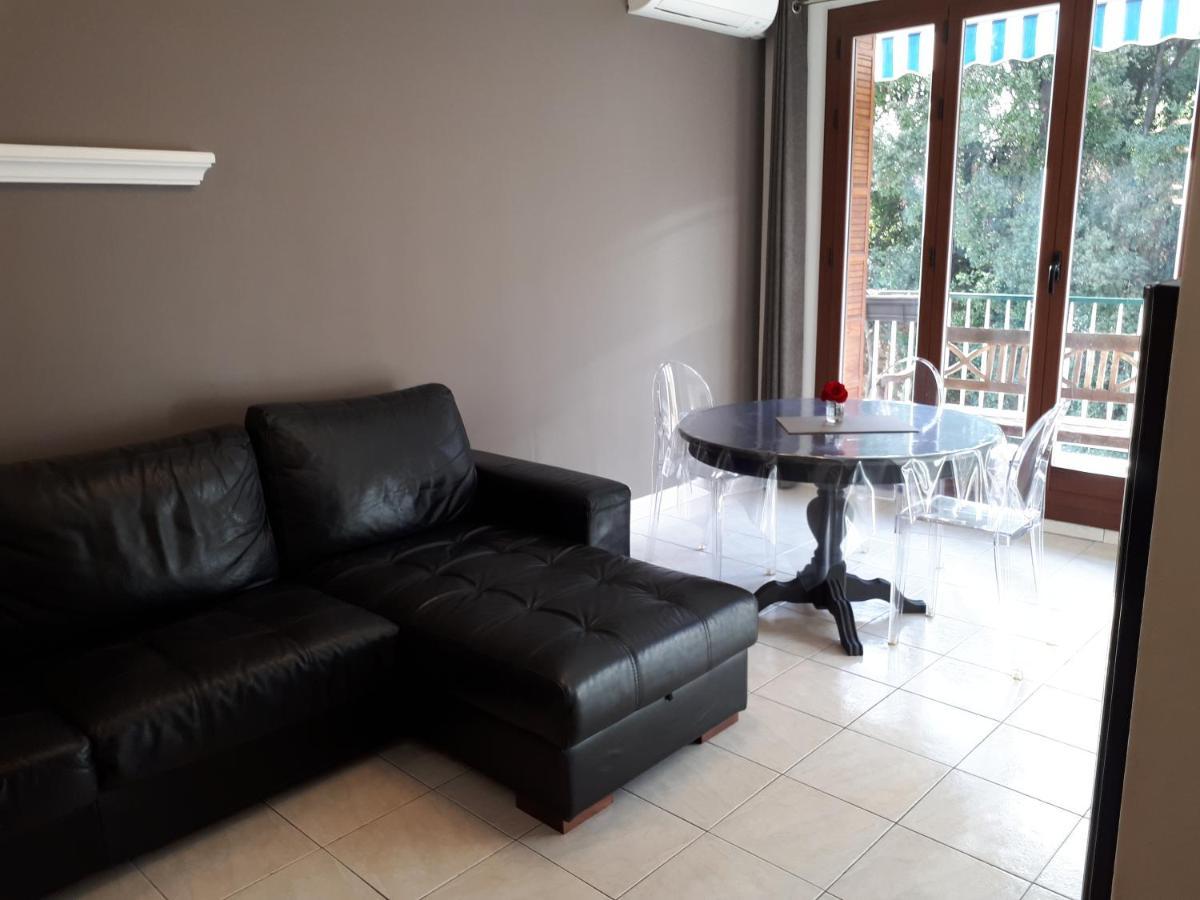 Bas Fabron Apartamento *