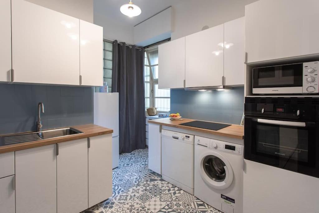 Apartamento L14 2p Promenade Vue Climatise, Spacieux/ Balcon