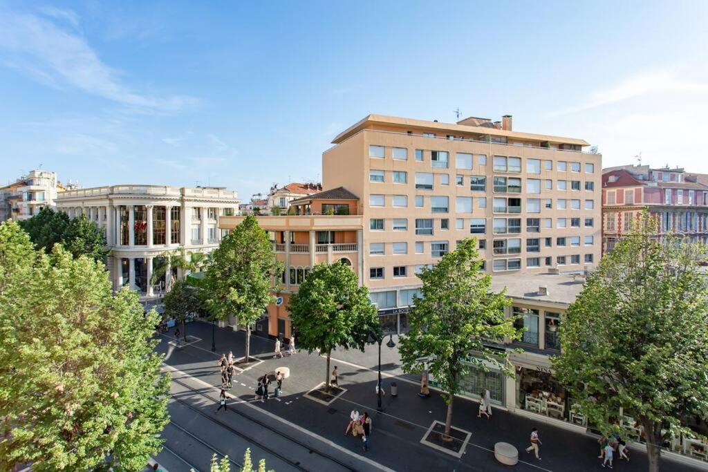 L40 2p 5mins Old Town & Sea/balcony & Ac Apartment Nice