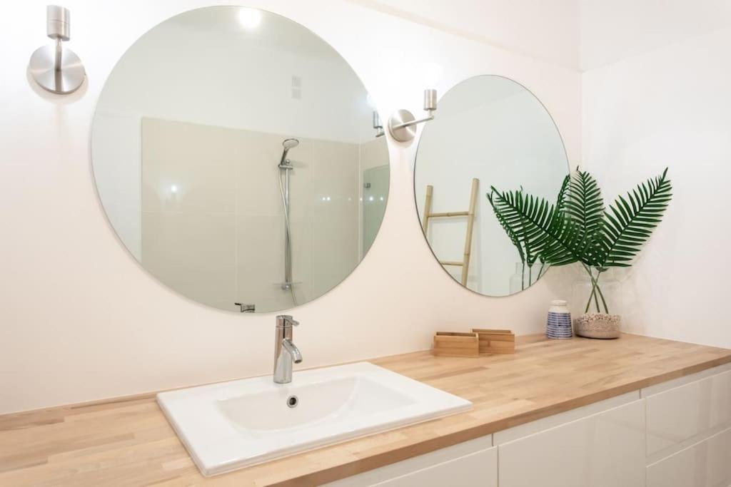 Apartment L45 St Marguerite Sea View/ Balcon, Parking Wifi