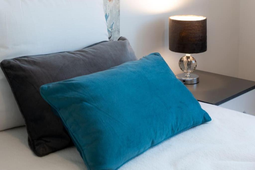 L45 St Marguerite Sea View/ Balcon, Parking Wifi Apartment *