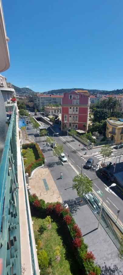 Le Metropole Victor Hugo Apartment