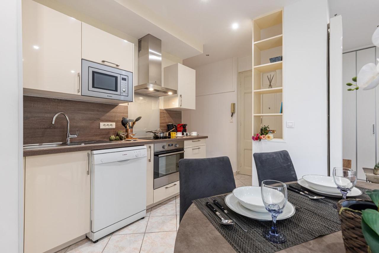 Apartment Feel - Congres 13 *