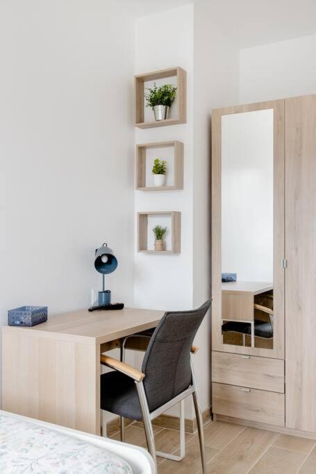 Accommodatie bij particulieren Private In Renovated - Tram 1 Min Walk Nice
