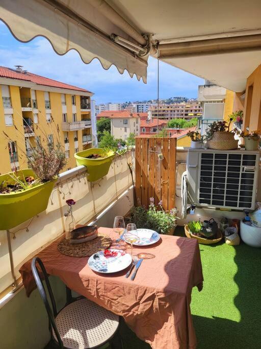 Apartment Invitation A La Detente Nice