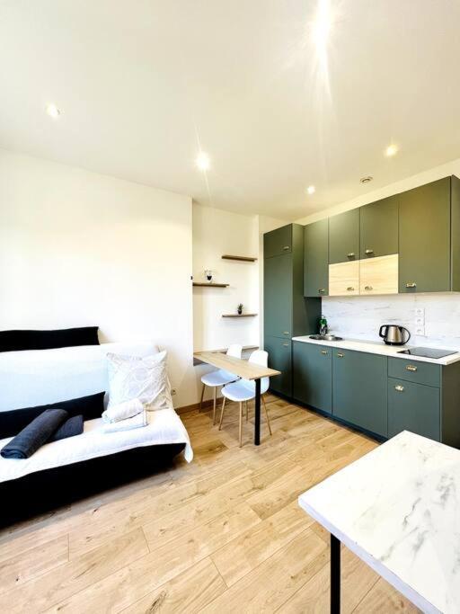 Le Raphael - A 10 Min De La - Wifi Et Climatisation Apartment *