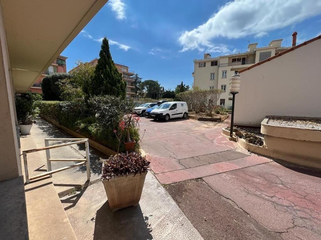 Apartment Cosy A Cote Le Port@promenade Nice