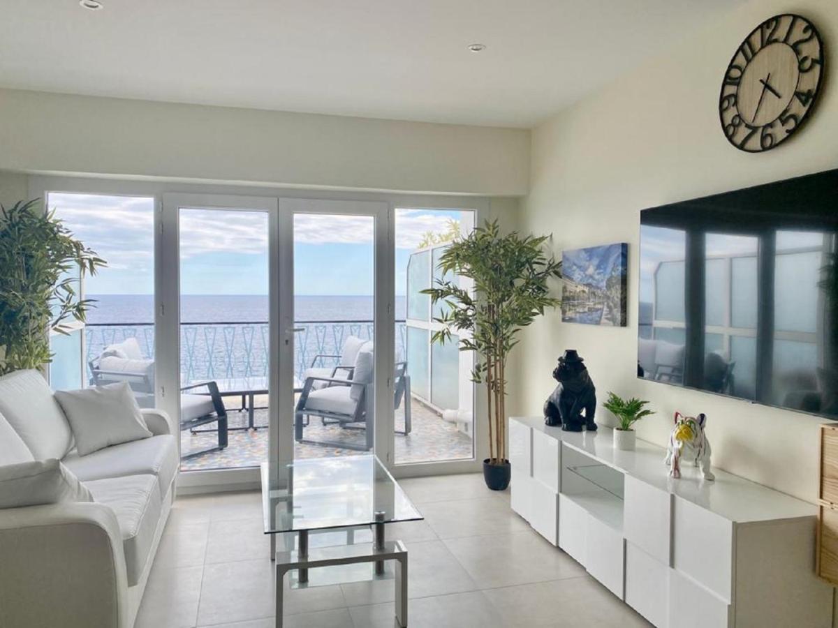 Sea Front View Roof Flat *