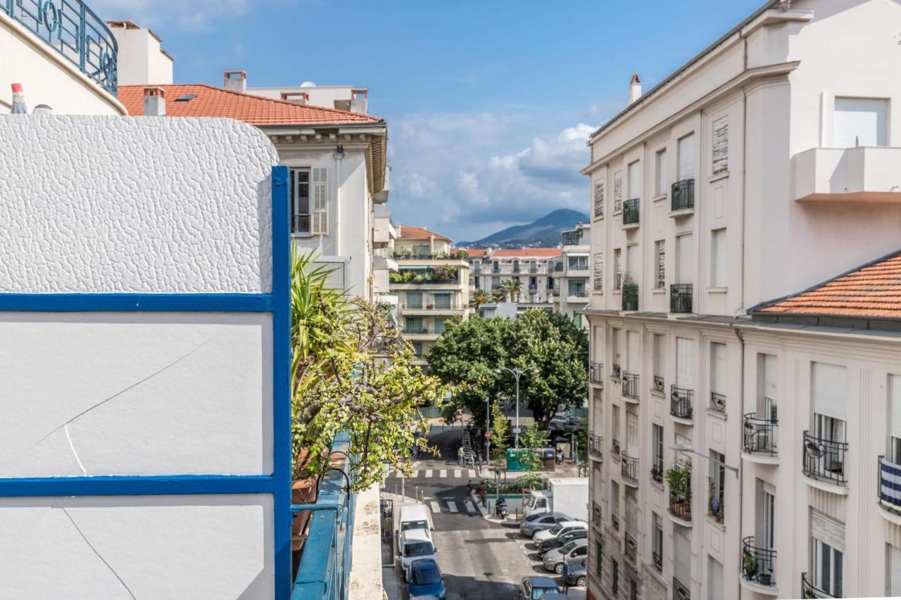 Studio With 12m2 Terrace In *